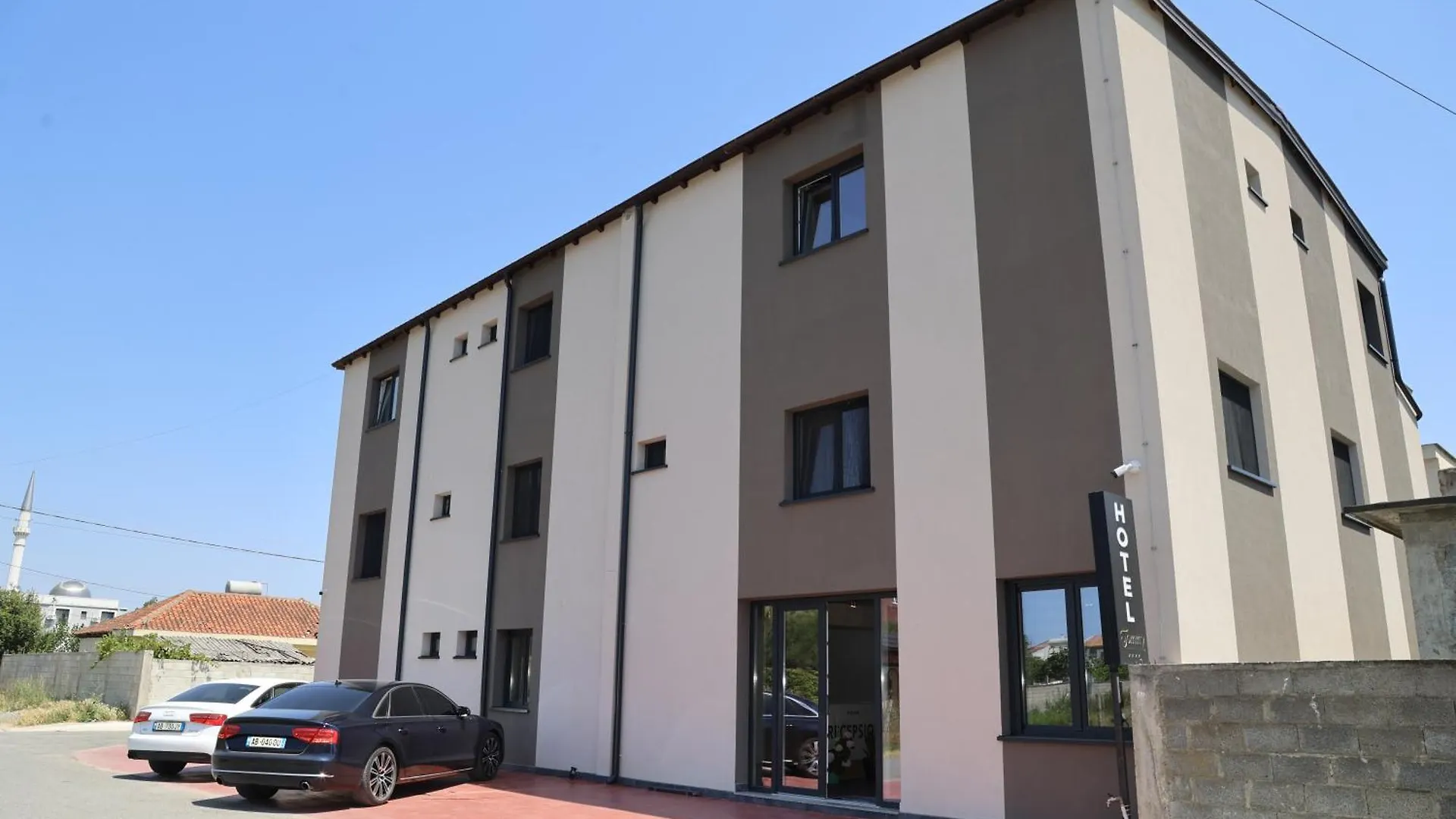 Kalpazo Hotel Tommy Durres Bisht Kamez